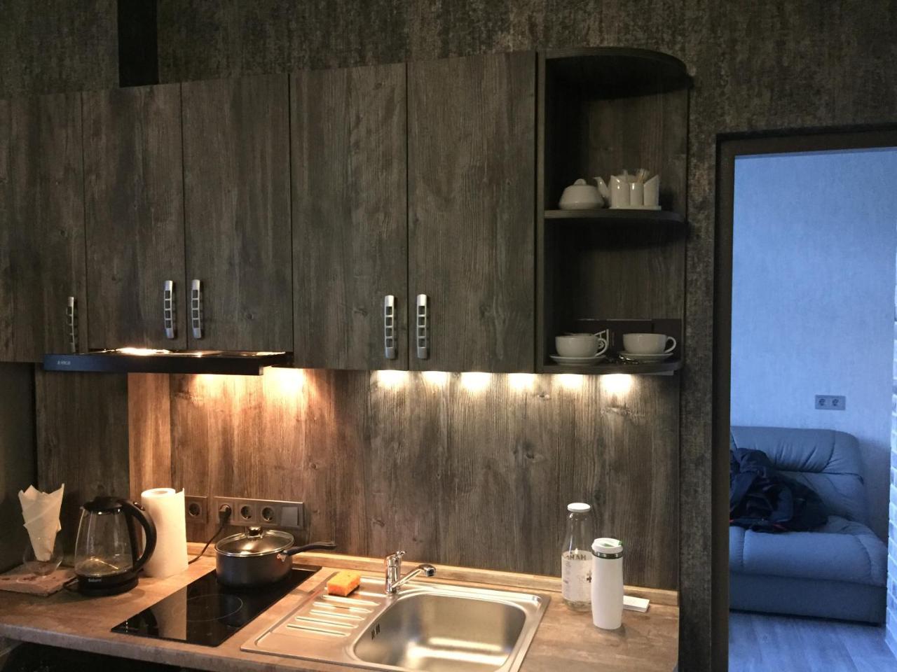 Apart Hotel Lake Apartments Киев Экстерьер фото